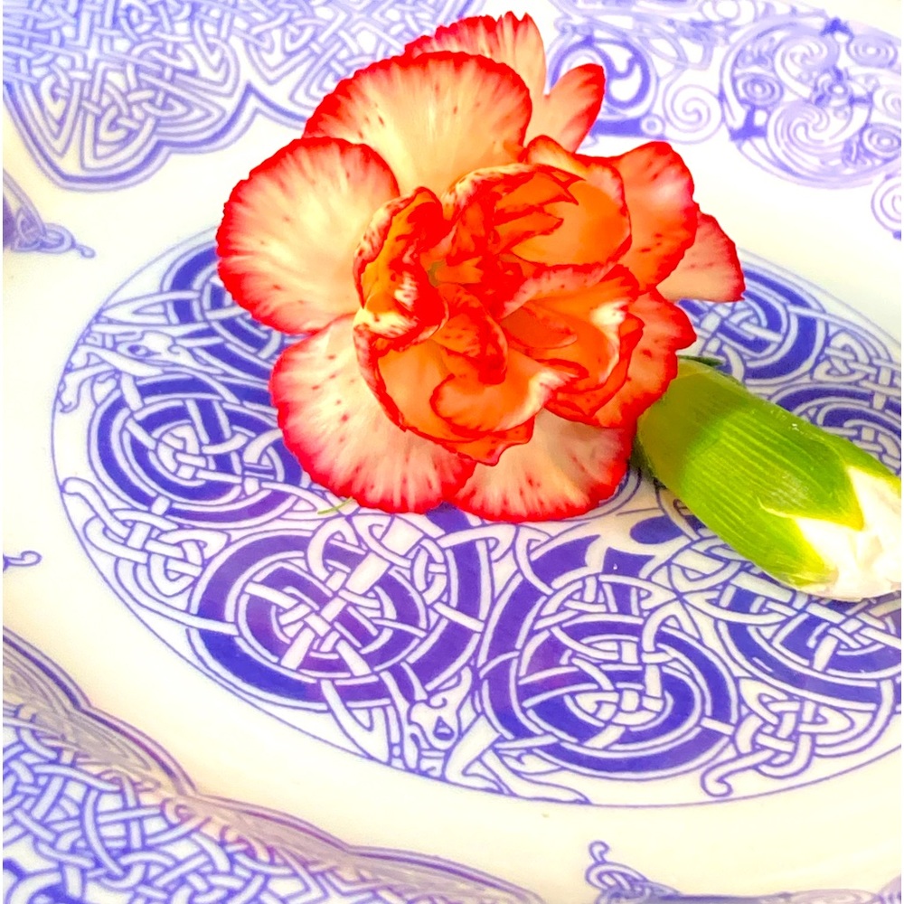 Kellis Gold Trimmed Plate. Tywyn Welsh Pottery Celtic Design.